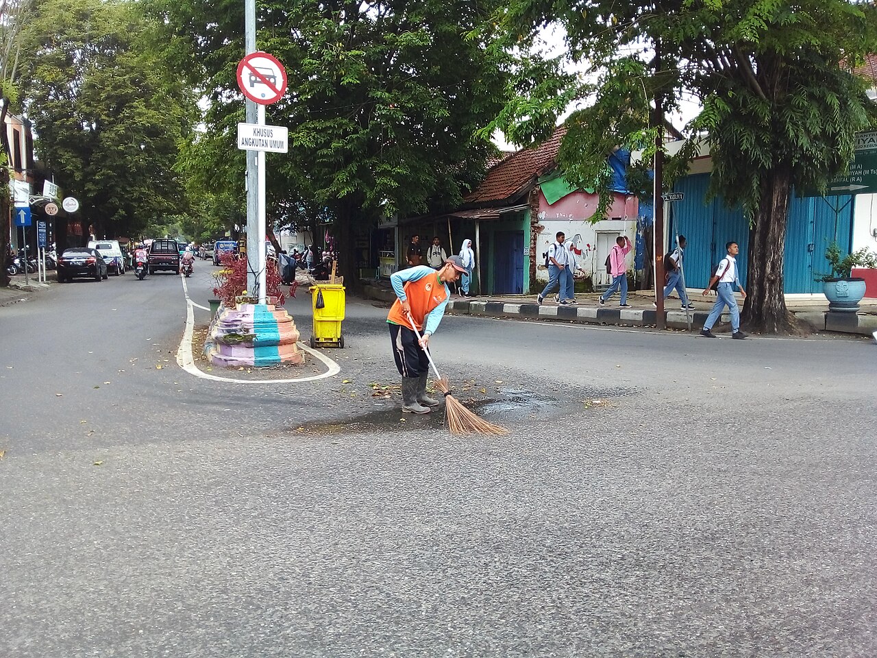 Pengelolaan sampah candipuro